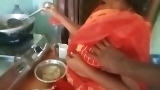 aunty cooking coition and handjob boy flannel